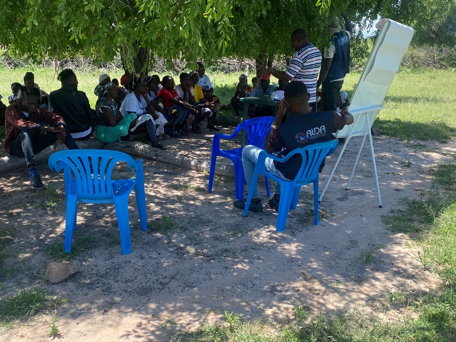 ALDA capacita grupo feminino de microfinanças - SACs, na aldeia de Mujombe